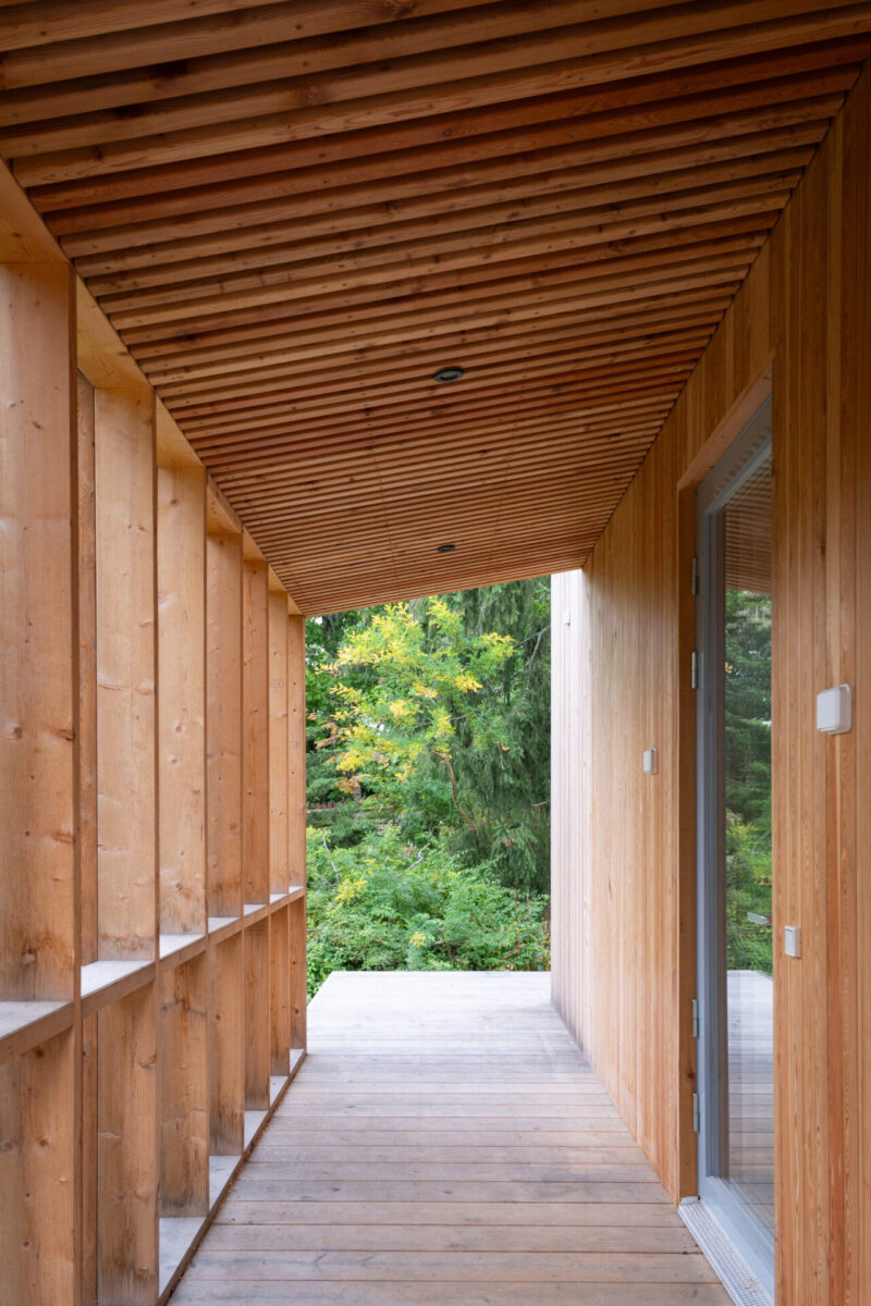 Текстура дерева Finnlog: тепло, природність і спокій